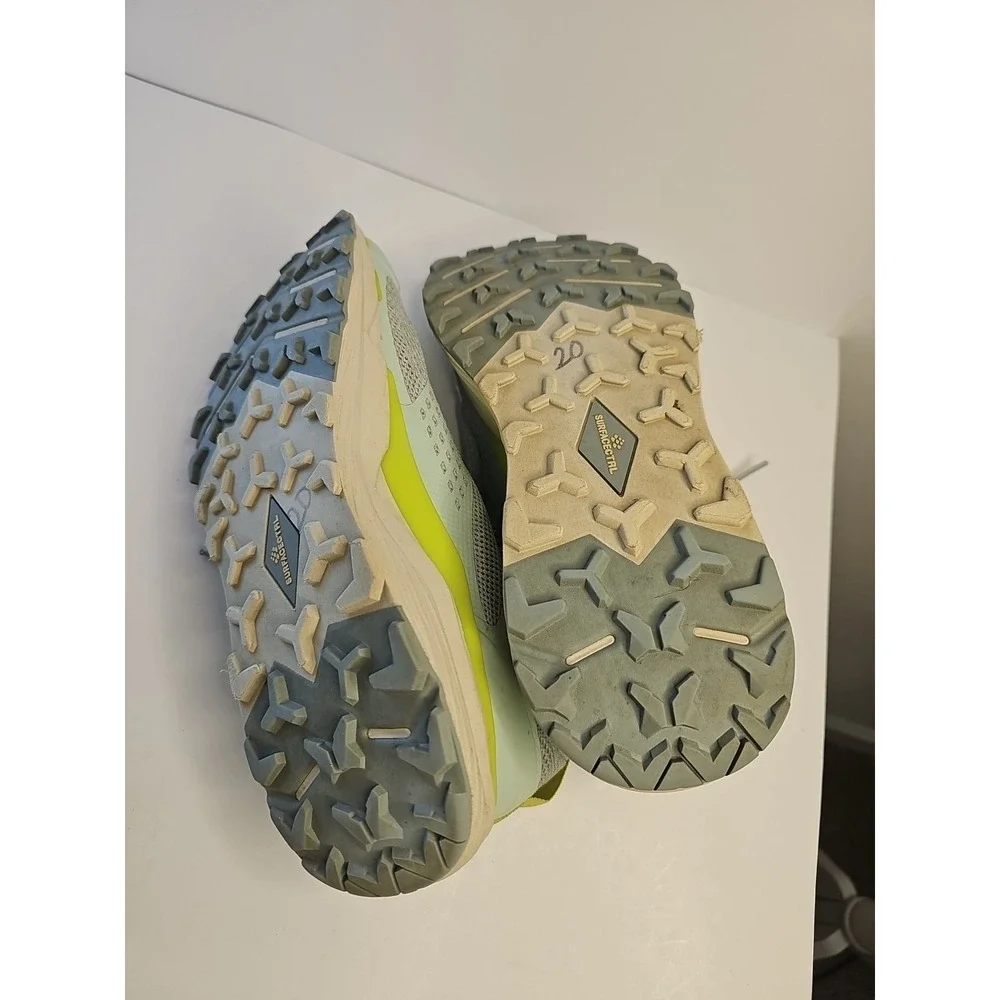 The North‎ Face Women's VECTIV Escape Hiking Shoes - Green Mist/Wrought Iron 8.5