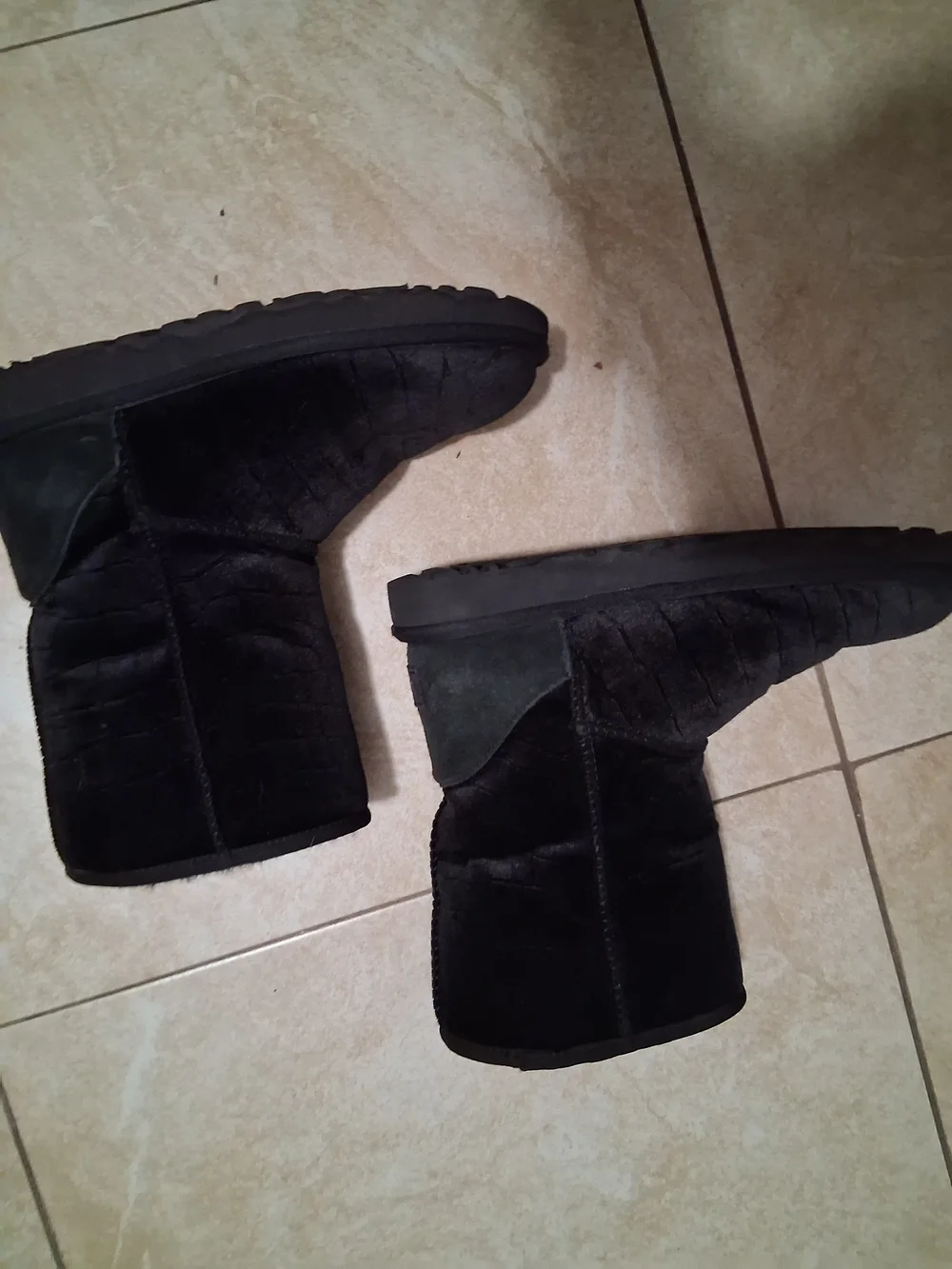 UGG black winter