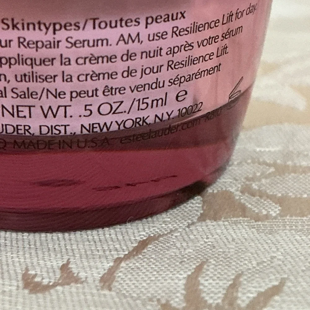 Estée Lauder two jars