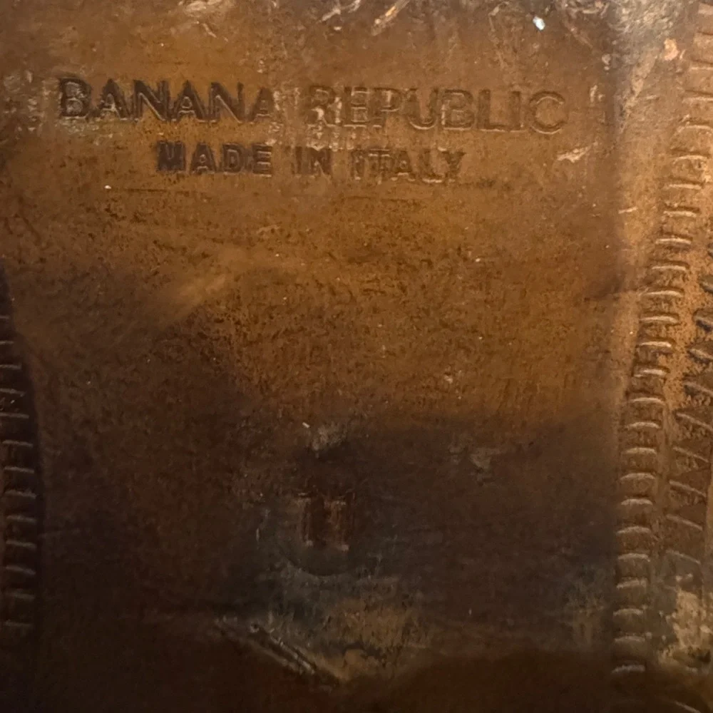 Banana Republic sleek leather