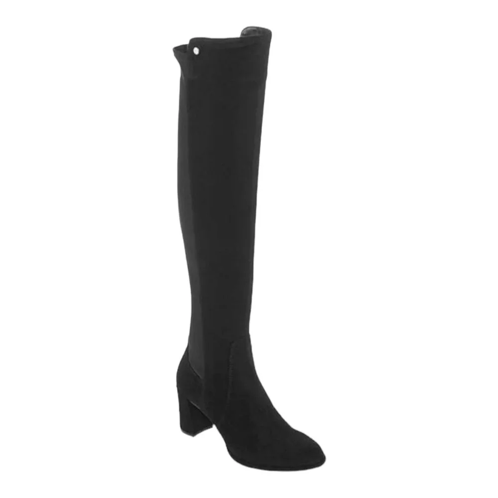Liz Claiborne elevate your
