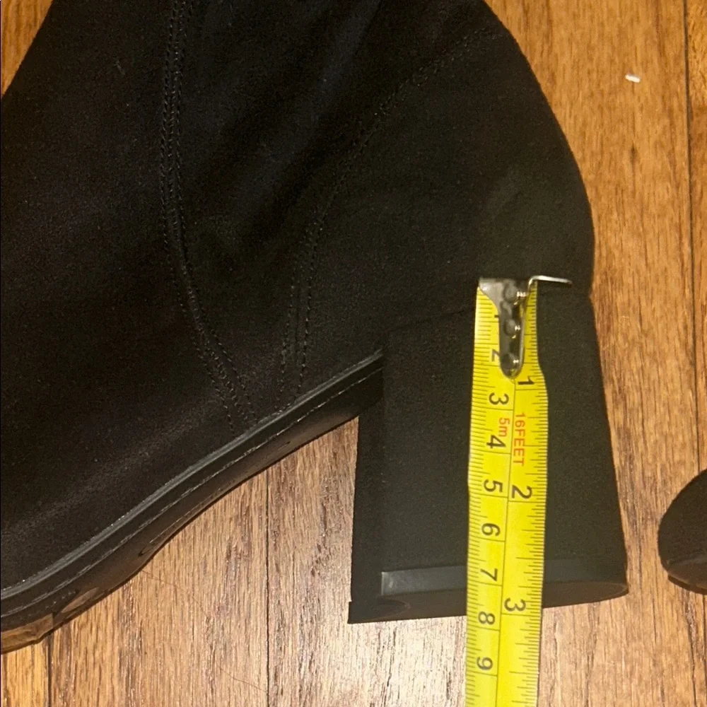Liz Claiborne elevate your