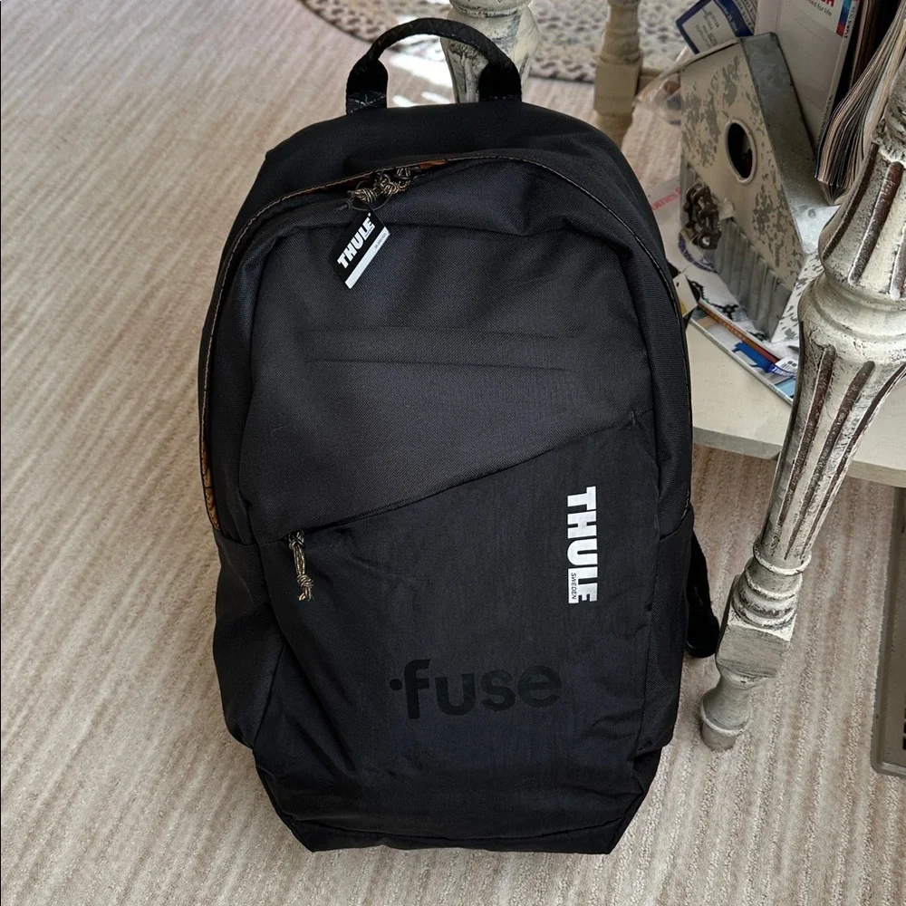NWT Thule Notus Lightweight Black Laptop Backpack Padded 35-2007525 Co-branding