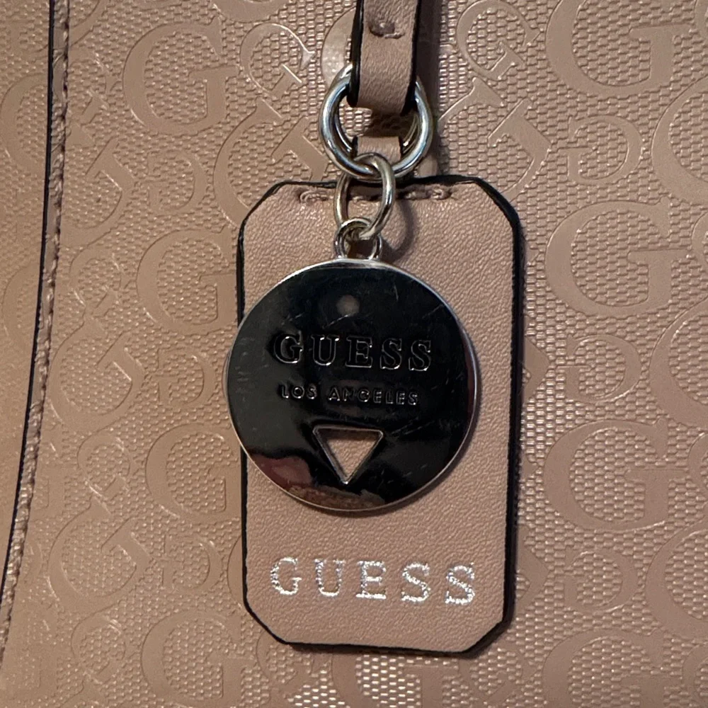 Guess elegant tan