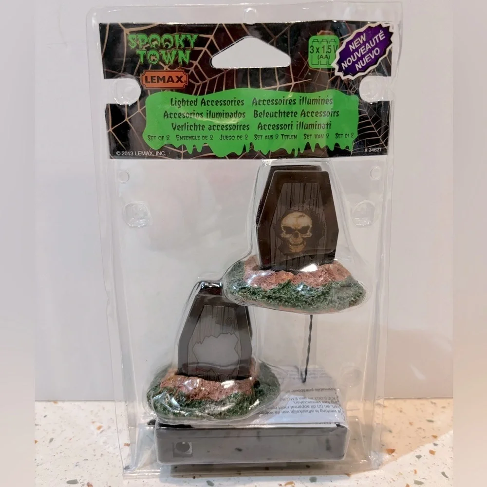 Lemax spooky town