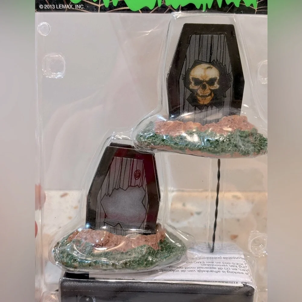 Lemax spooky town