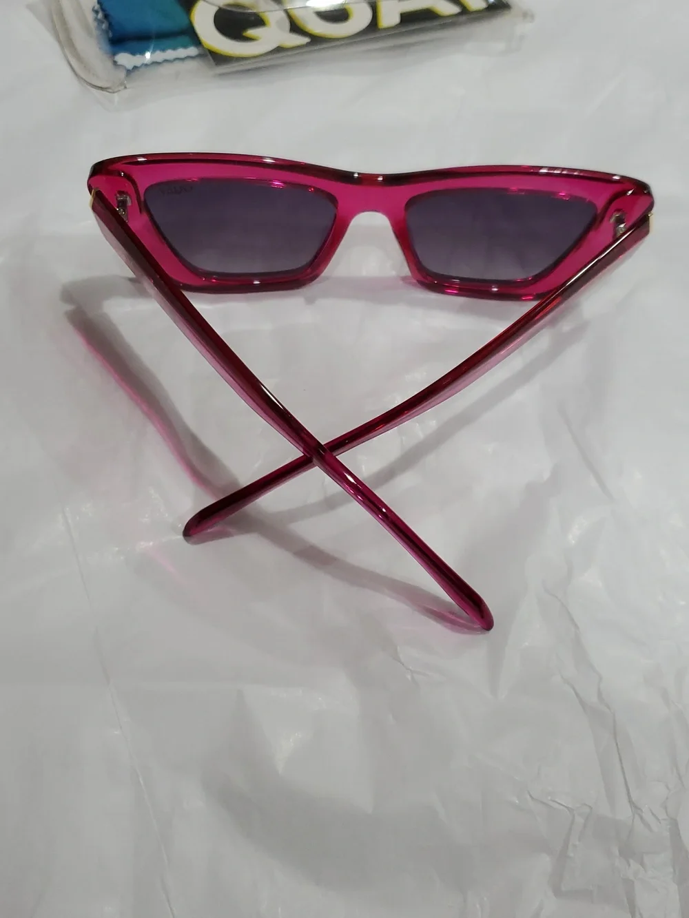 Quay Australia bar pink q3