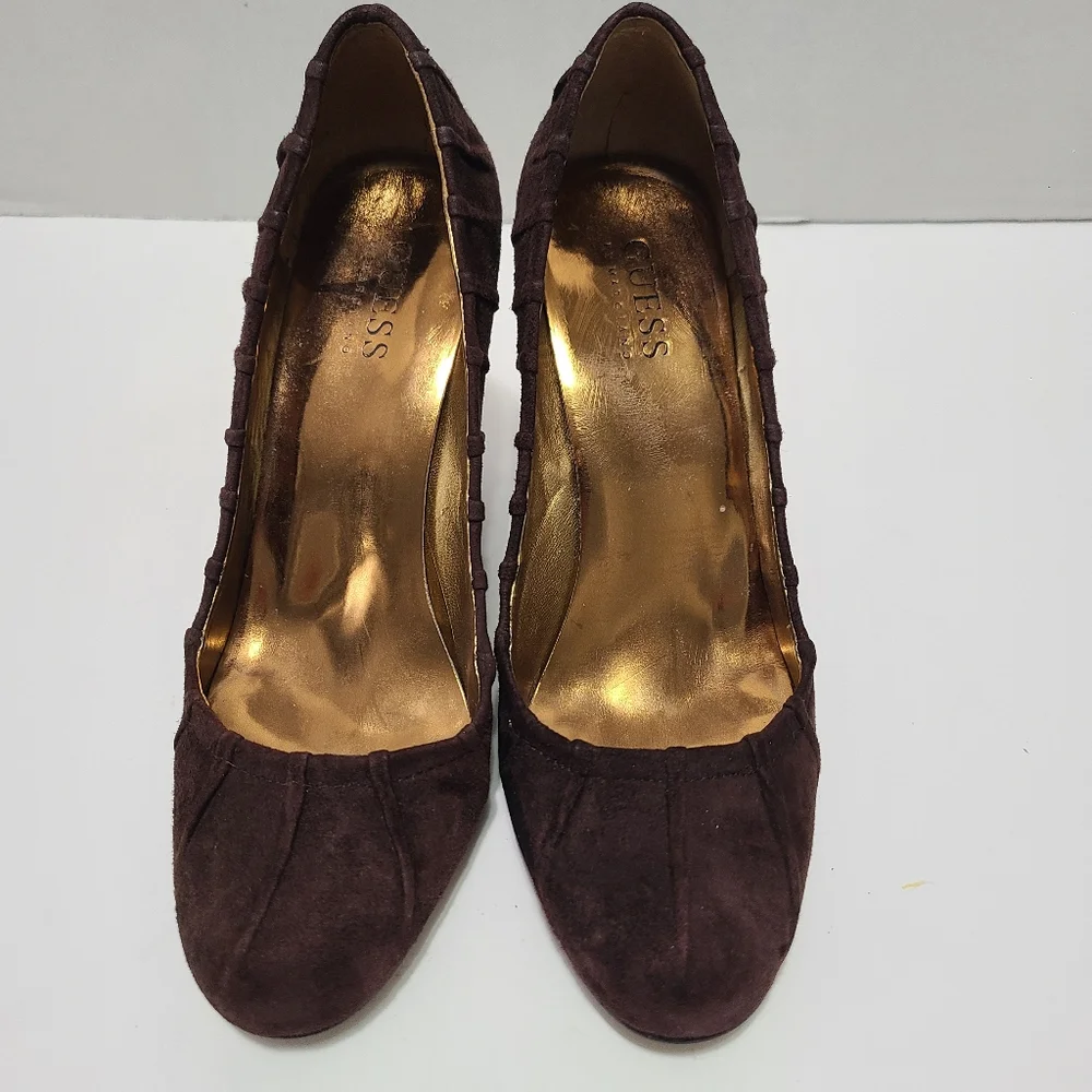 Guess by Marciano Women's Vintage Brown Suede Wedge Pump‎ Size 7
