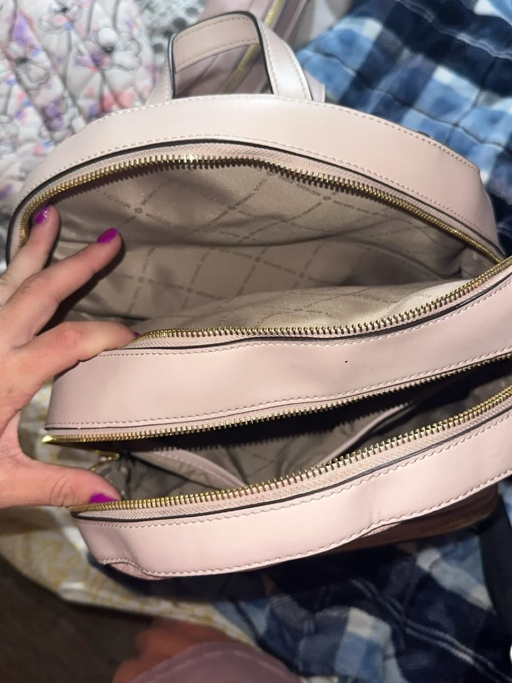 Michael Kors compact michael