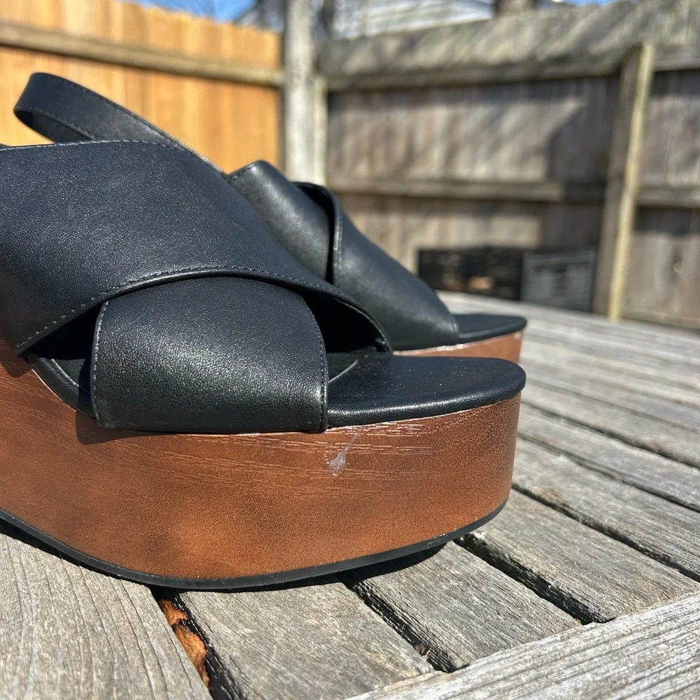 Women's Naomi Wood‎ Wedge Heels with Memory Foam Insole Universal Thread size 10