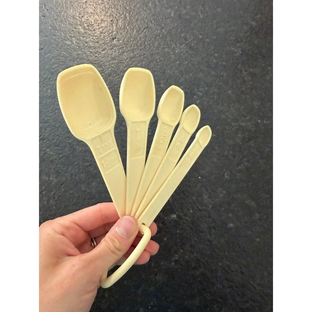 Tupperware good vintage