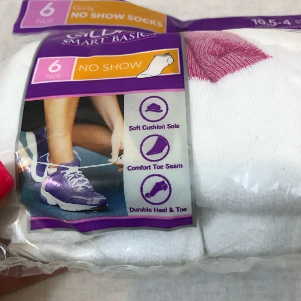 Pack of Brand New‎ Gildan Girls No Show Socks 6Pair
