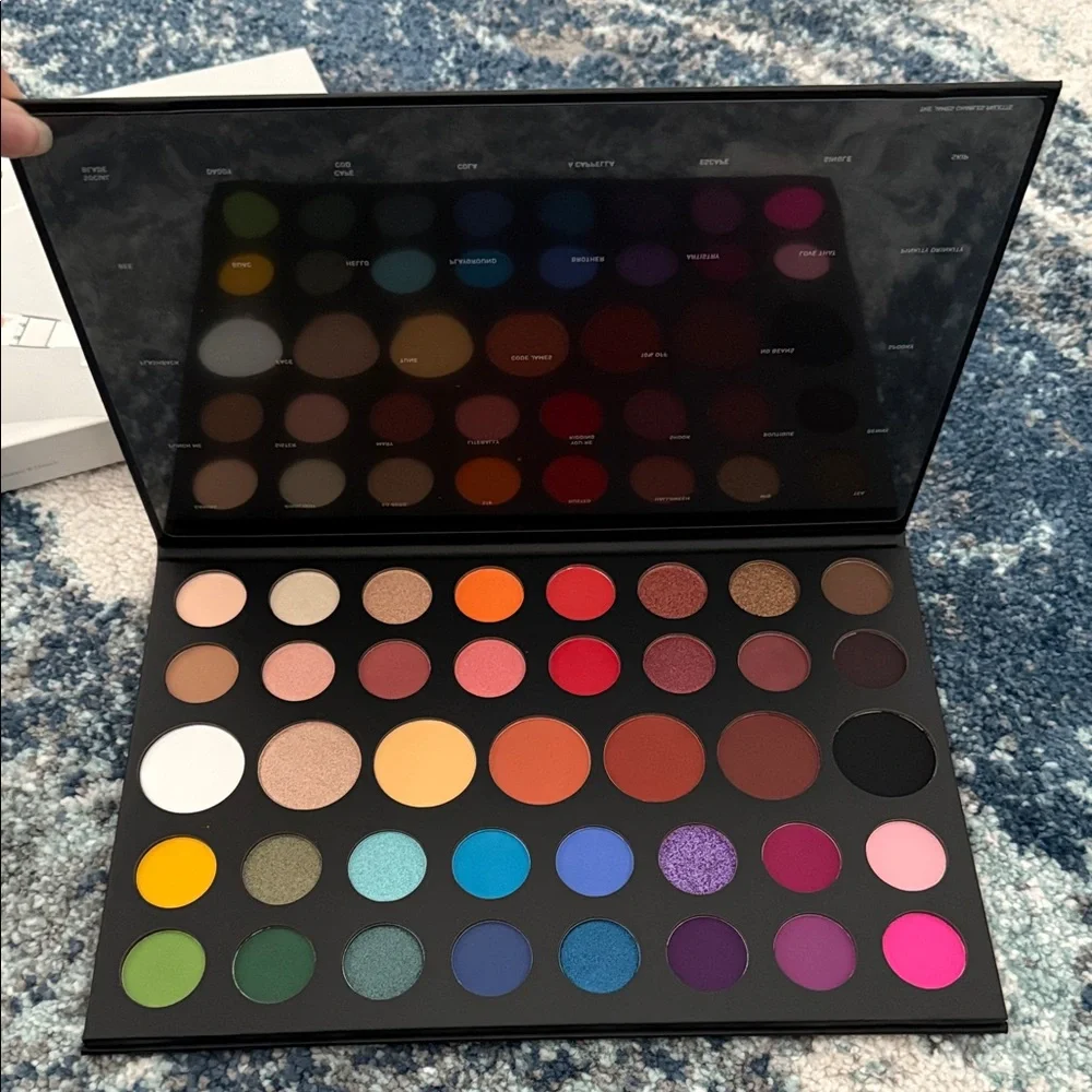 Morphe explore palette