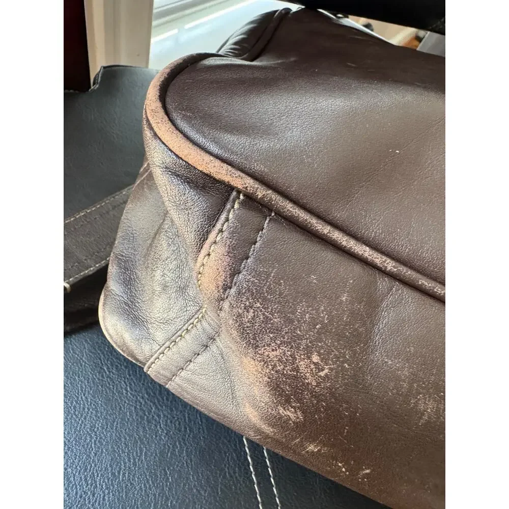 Coach authentic f70098