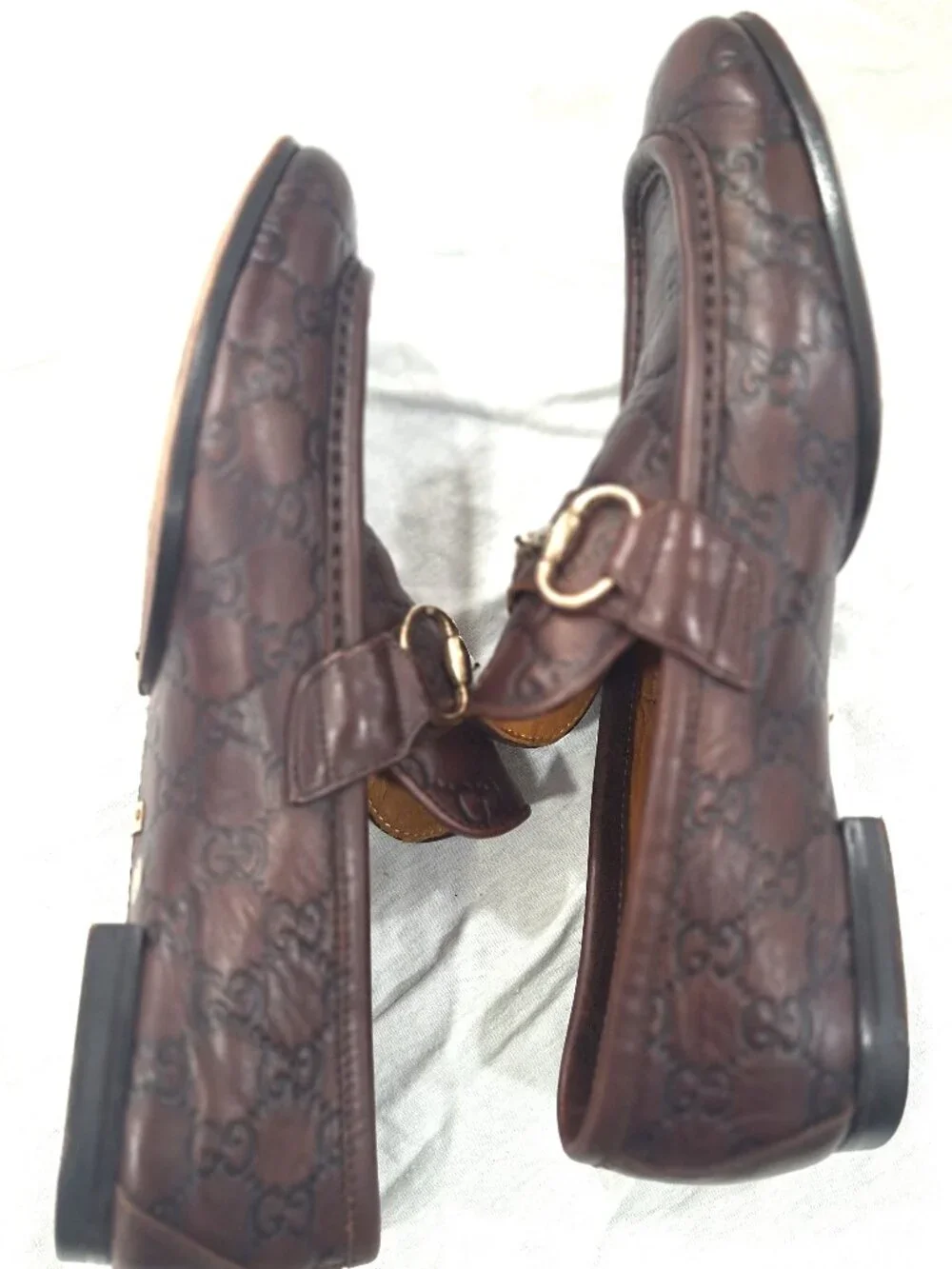 Gucci pre owned