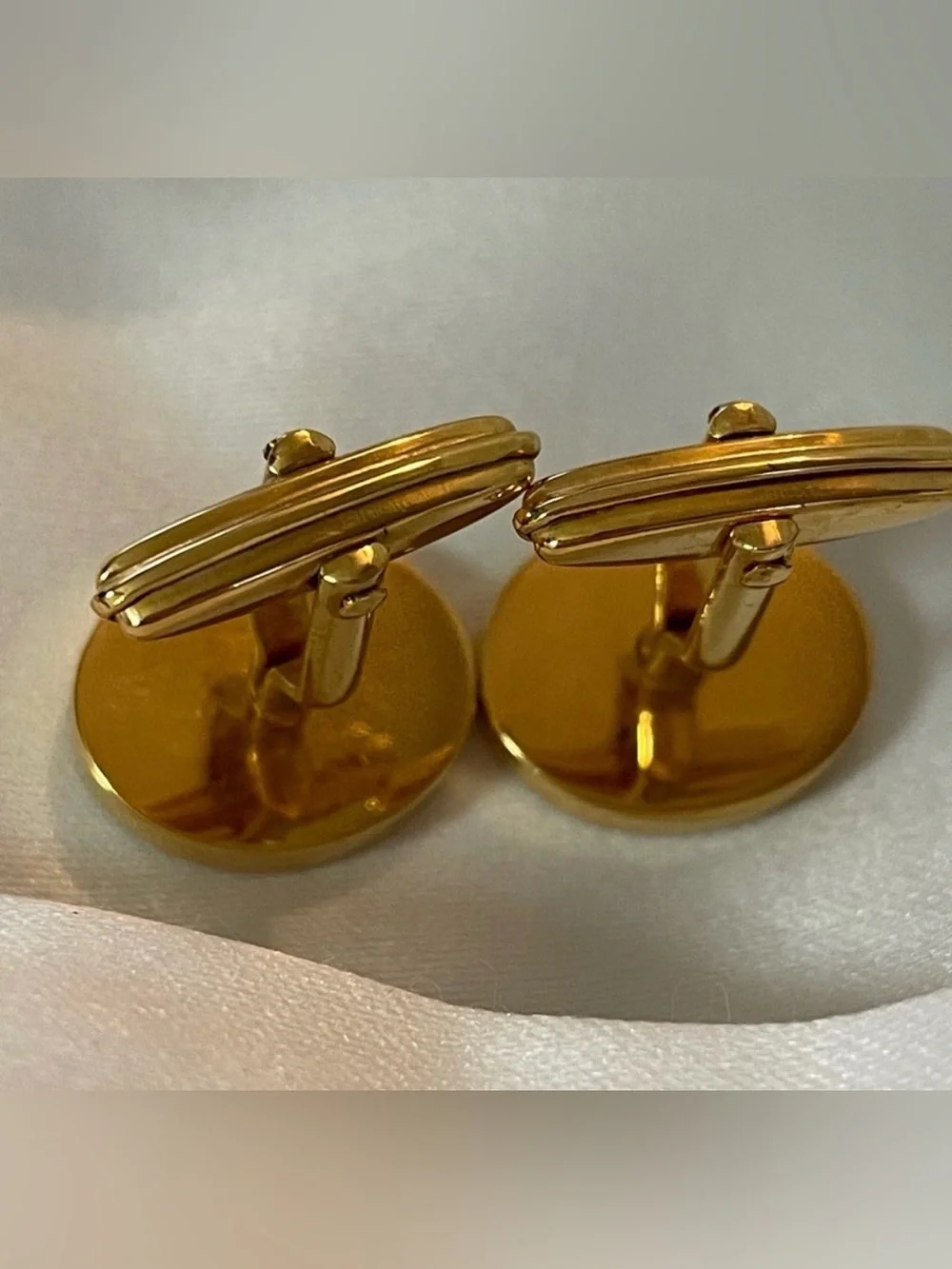 Alfred Dunhill range very gold