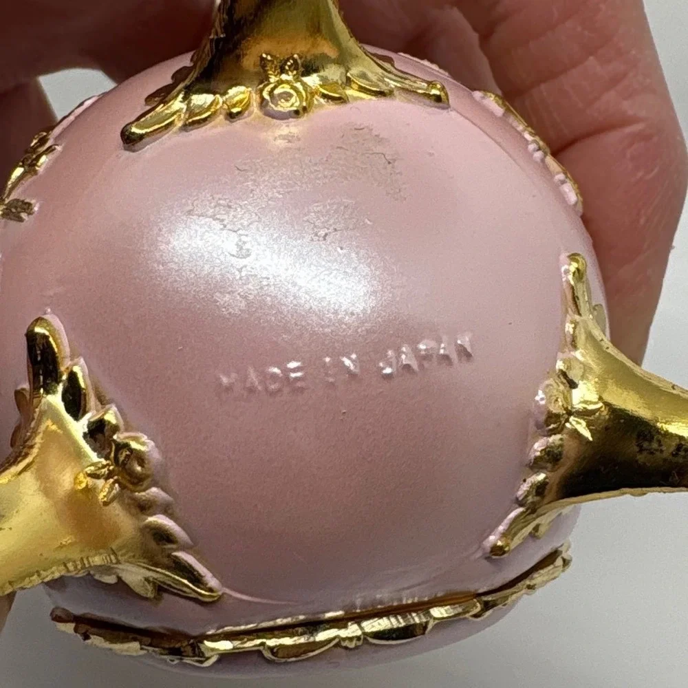 N/A ornate pink