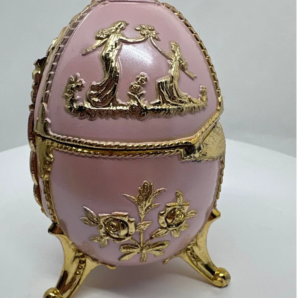 N/A ornate pink