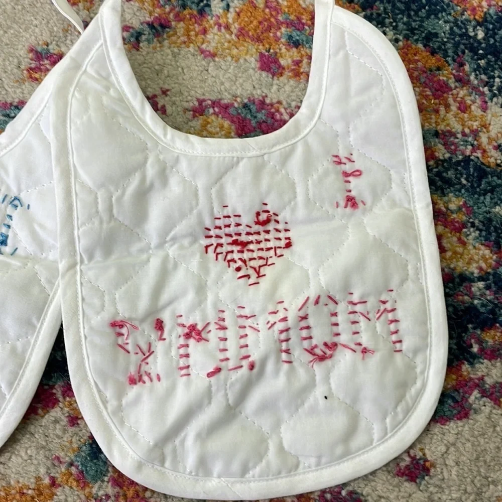 2 Baby Bibs Cross Stitch I Love Mommy I Love Daddy