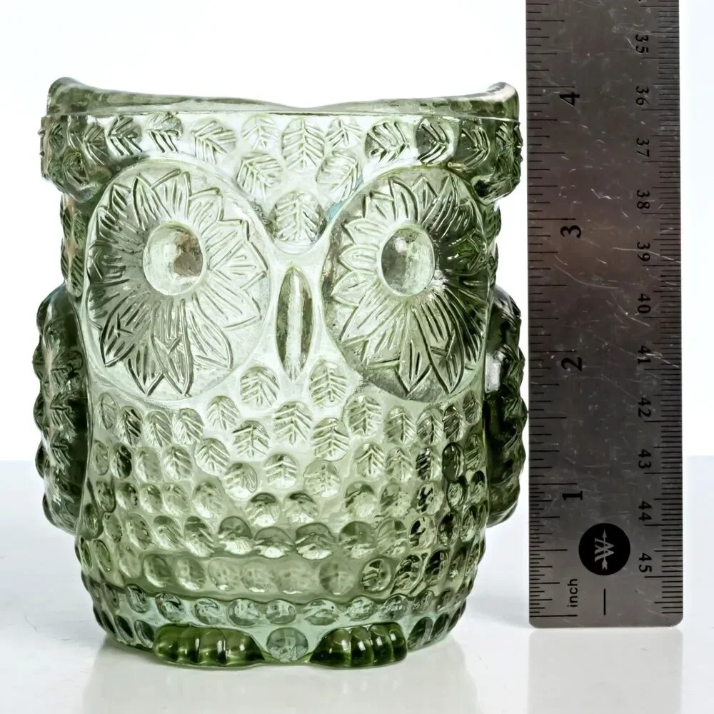 N/A owl vase
