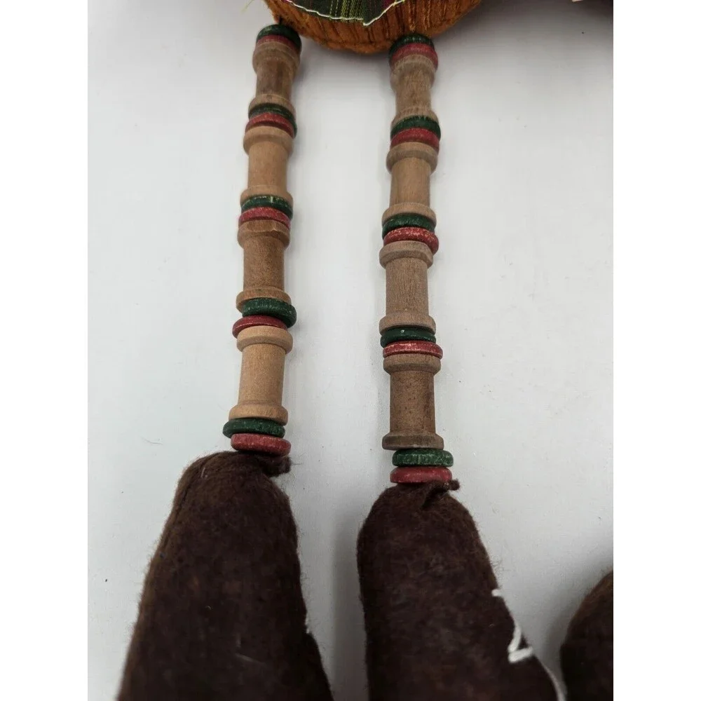 dandee scarecrow shelf