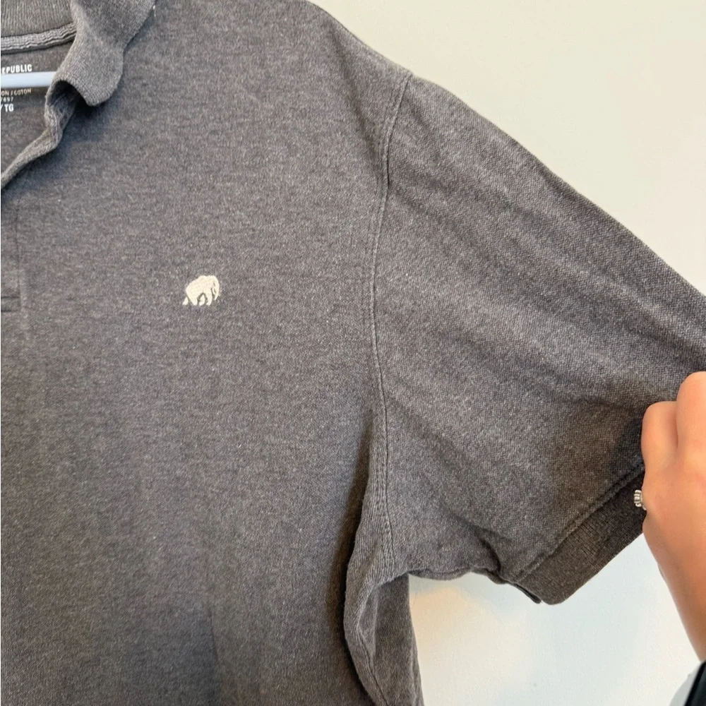 2/$30 Banana Republic - Men’s Gray Cotton Polo Shirt Short Sleeve XL