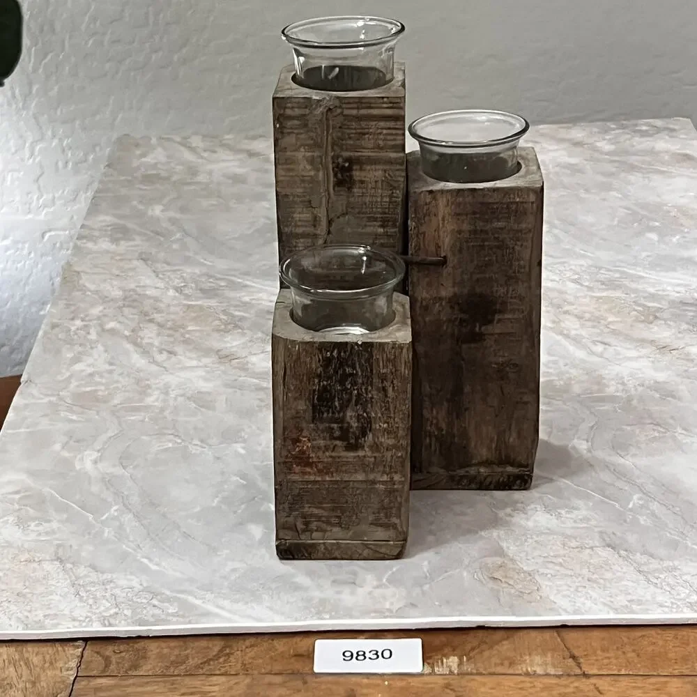 Unbranded rustic square