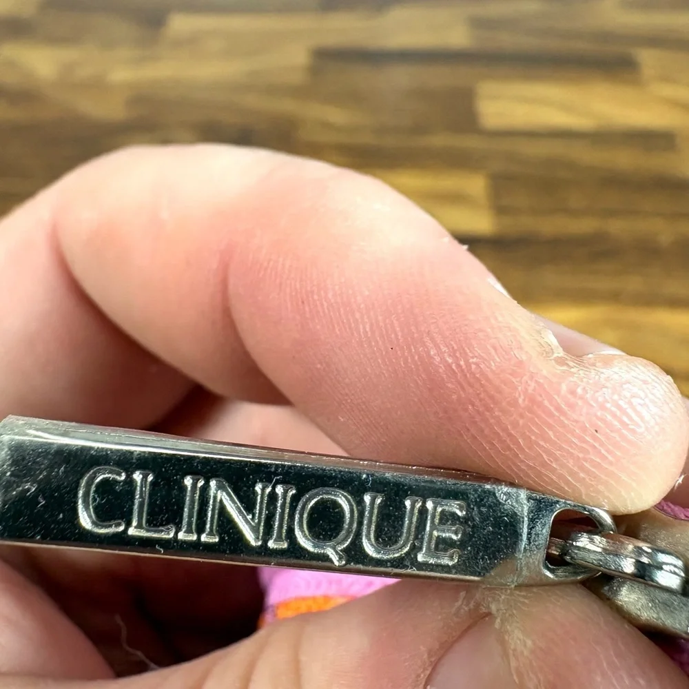 Clinique vibrant cosmetic