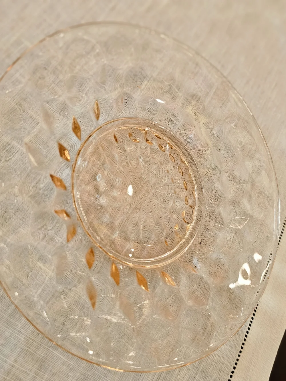 Jeannette Glass elegant pale