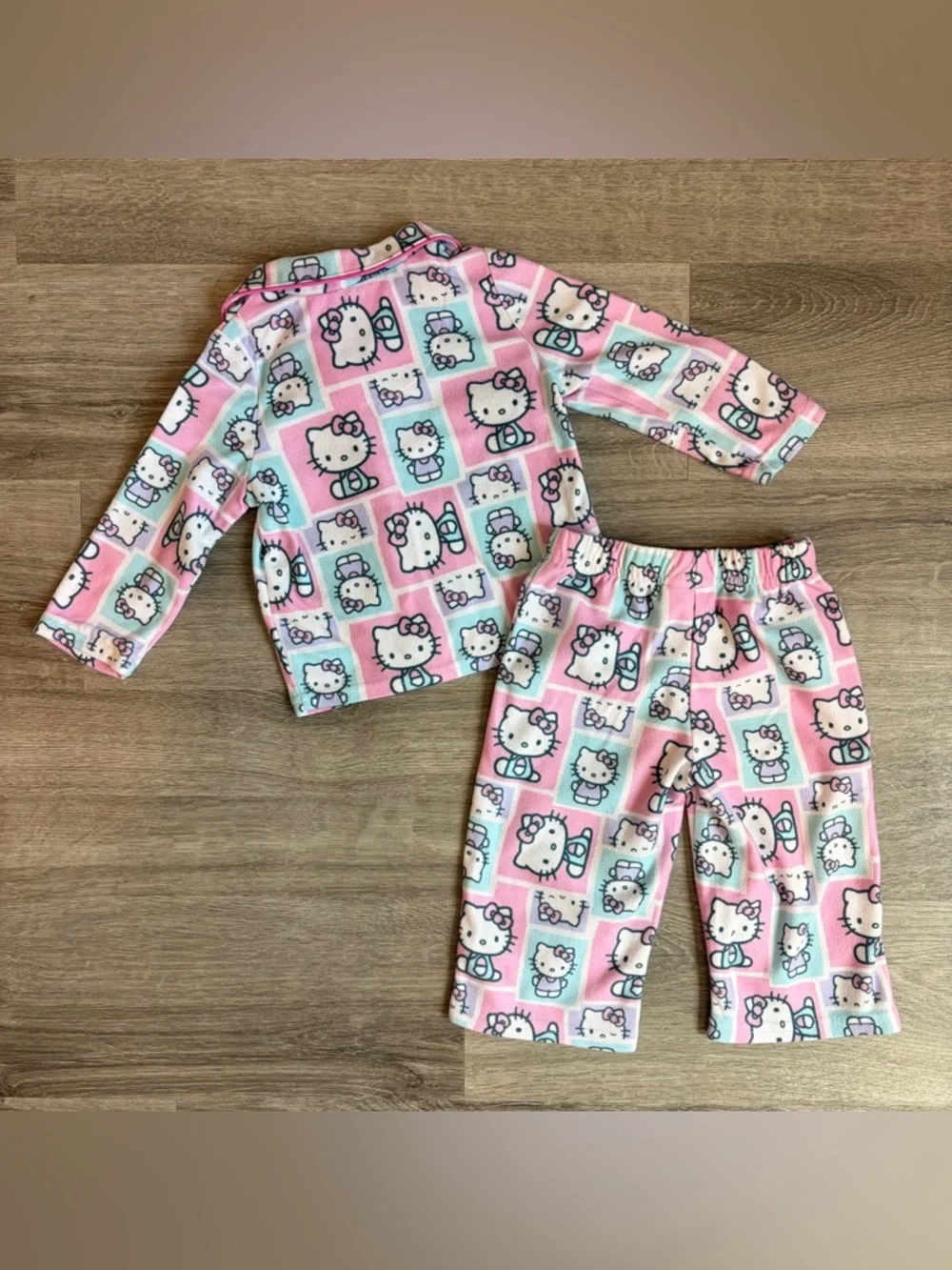 Hello Kitty hello kitty