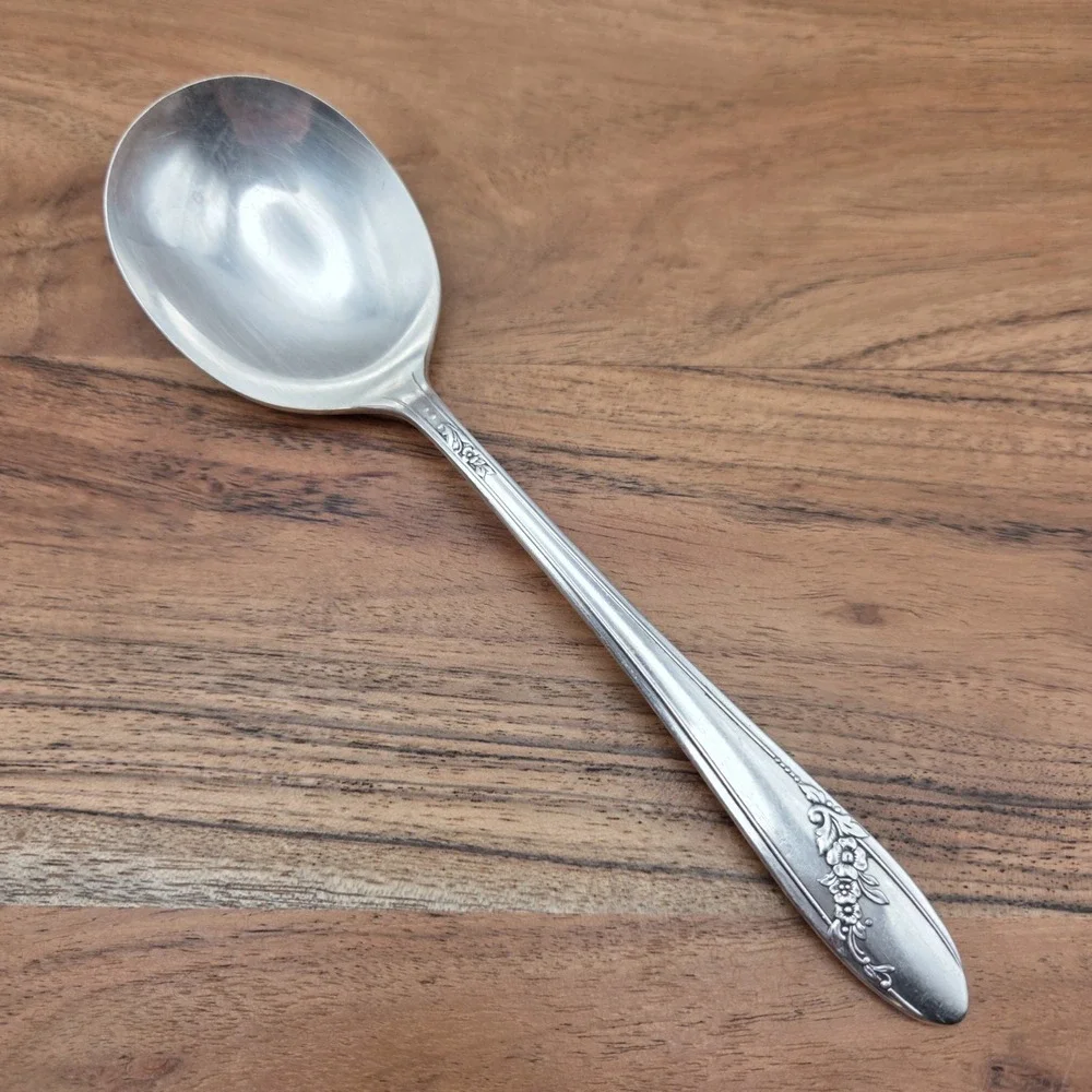 Oneida each spoons