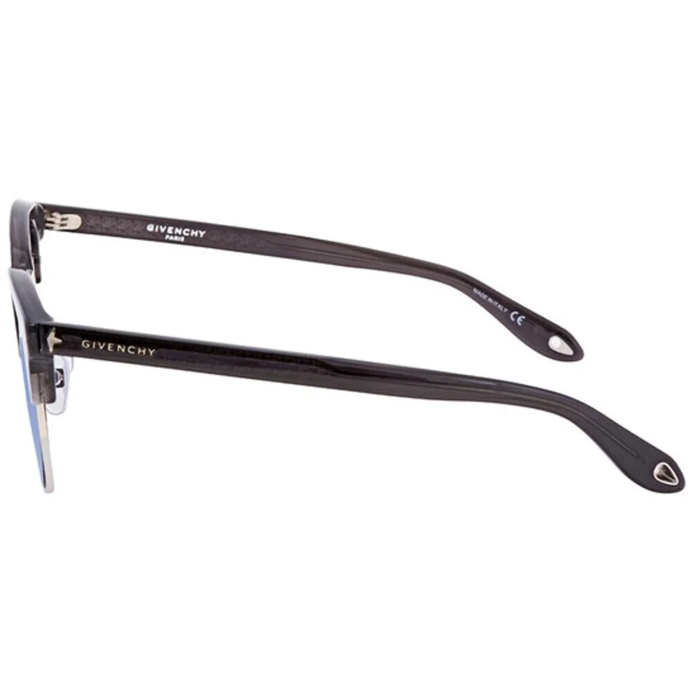 Givenchy kb7ku model cloth