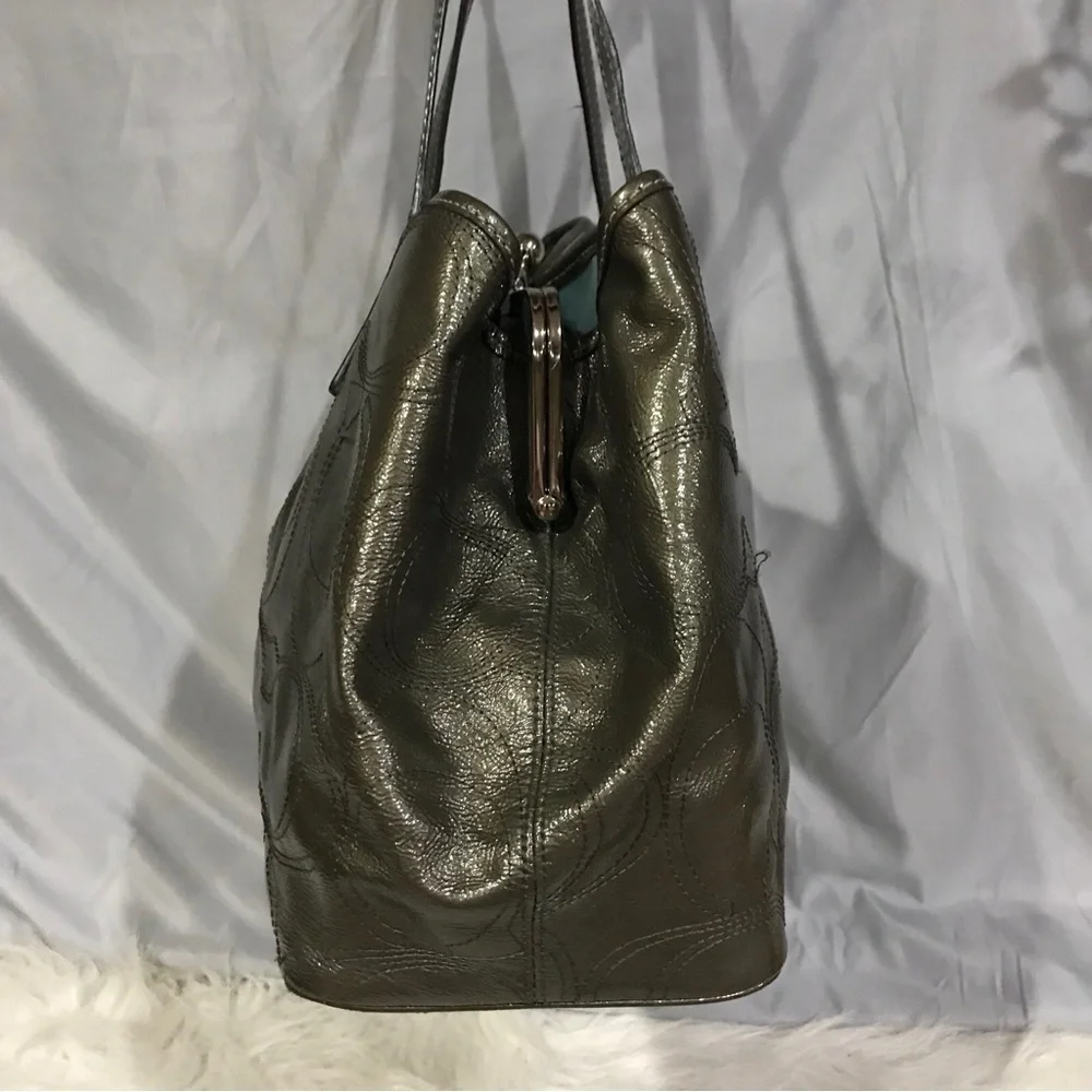 Coach this bag