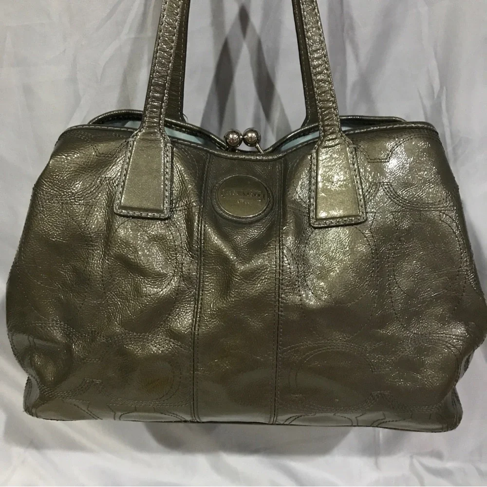 Coach this bag