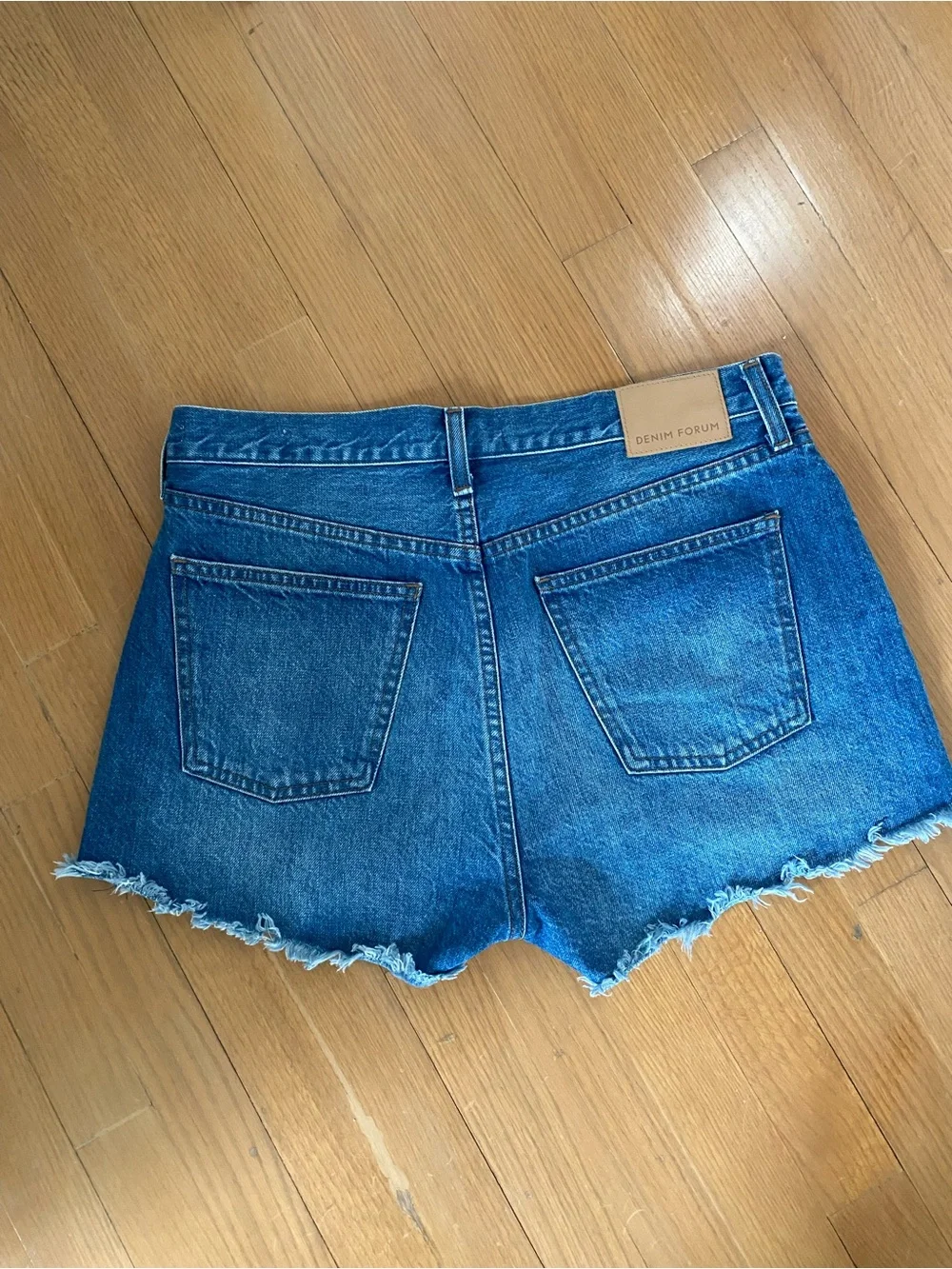 Aritzia perfect pair
