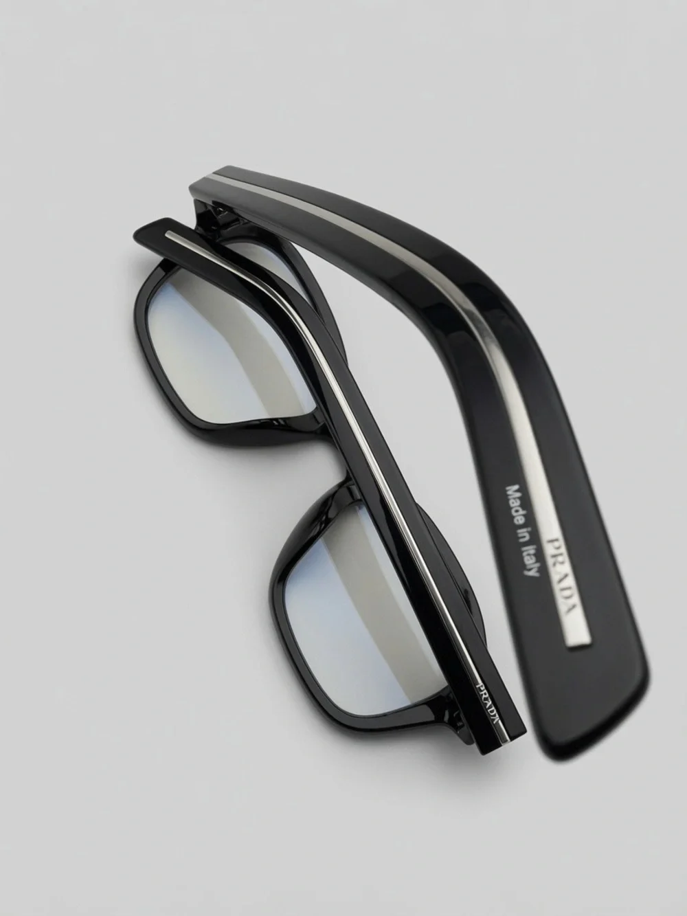 Prada bold square