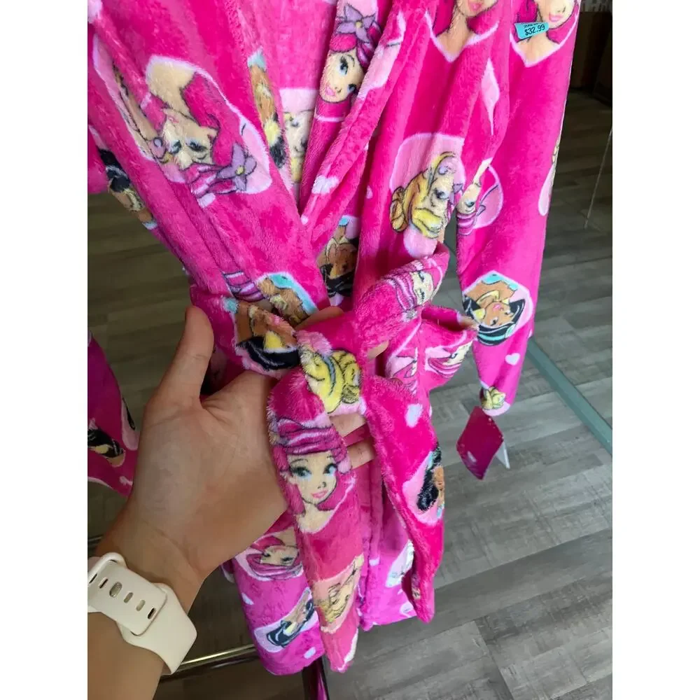 Disney princess girl
