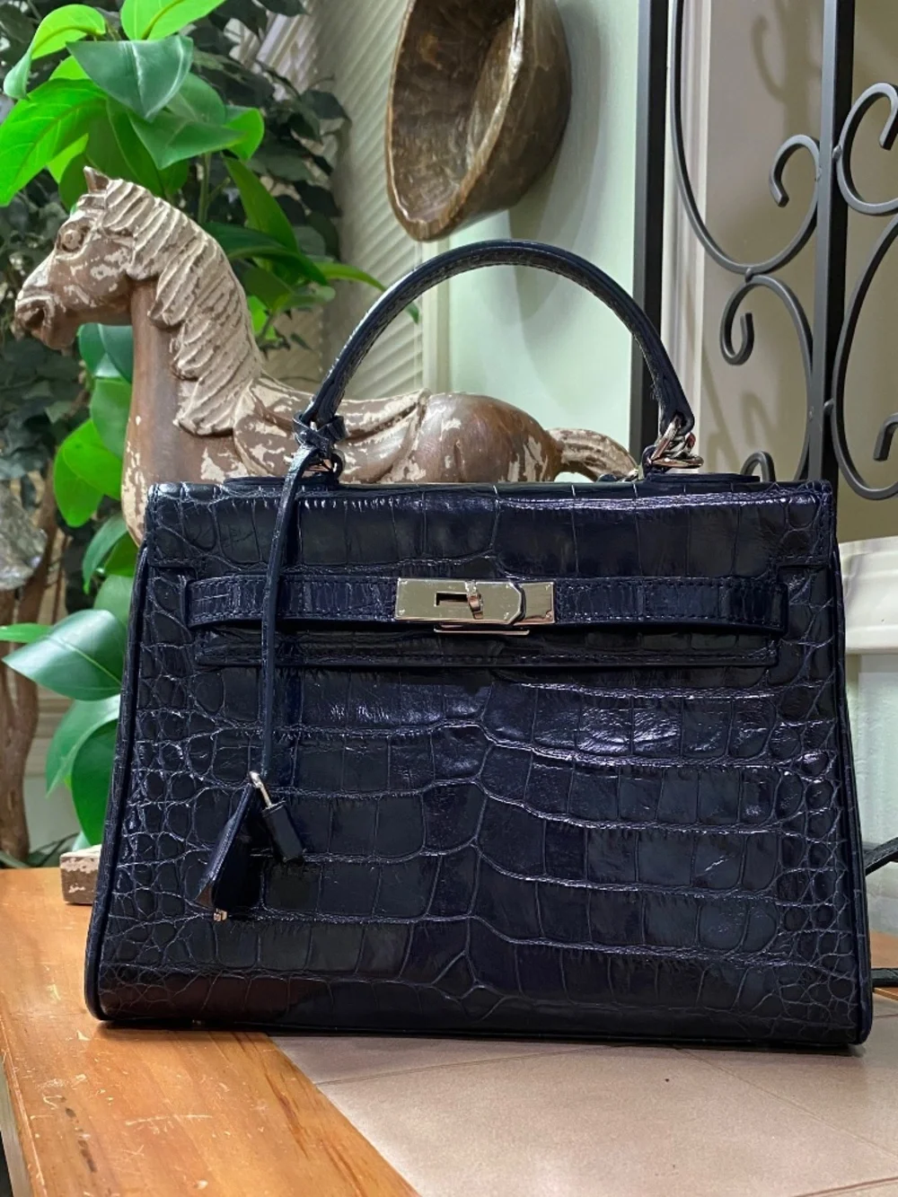 Top handle leather bag