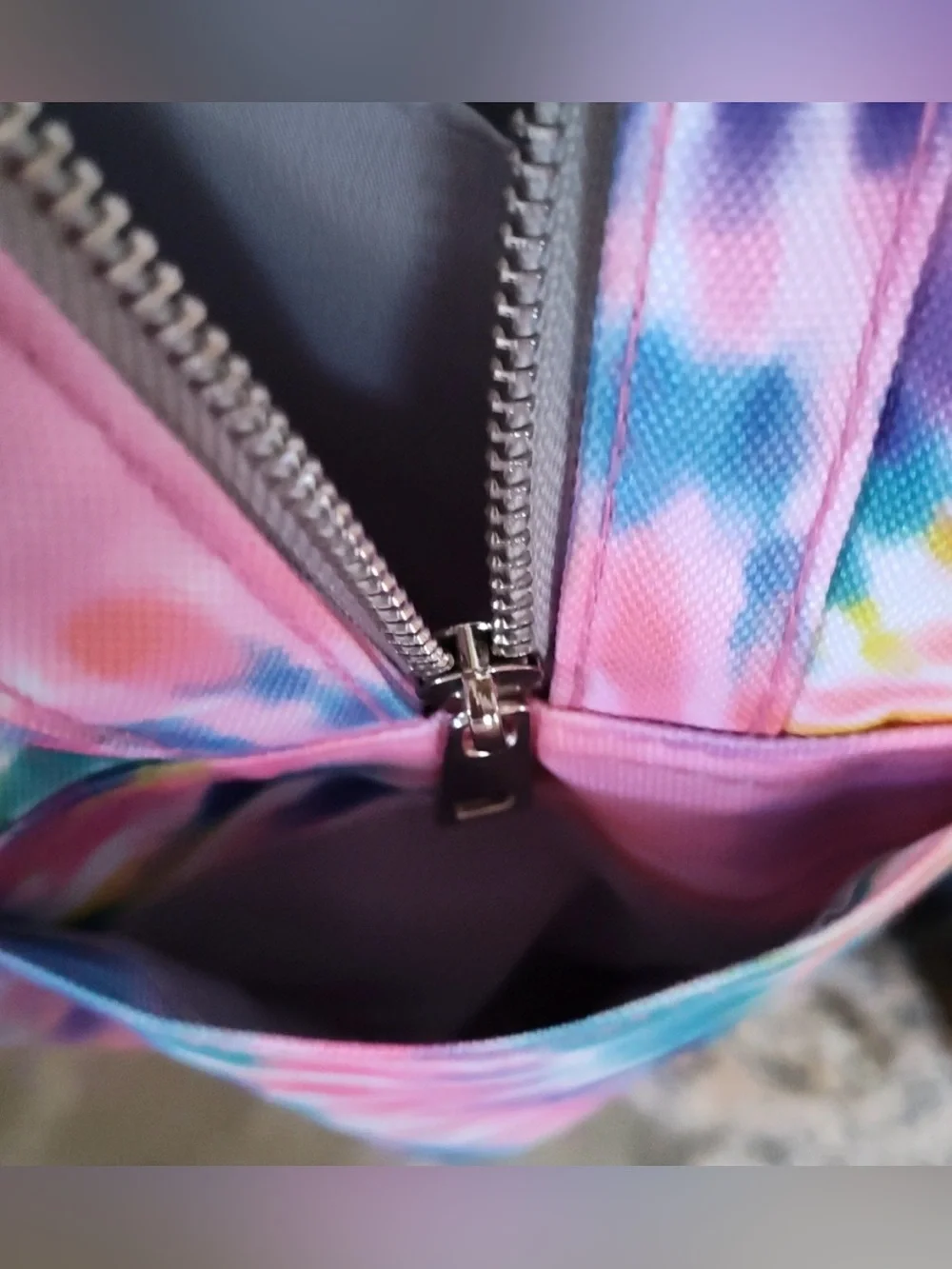 N/A colorful tie