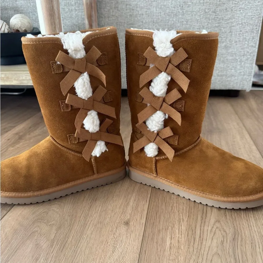 Koolaburra cozy tan