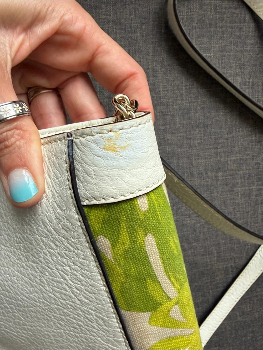 kate spade leaf or discoloration