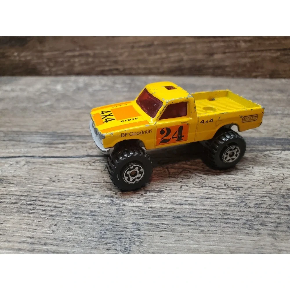 Vintage 1981 Matchbox Superfast No. 63 4x4 Open Back Truck - Macau‎ Base