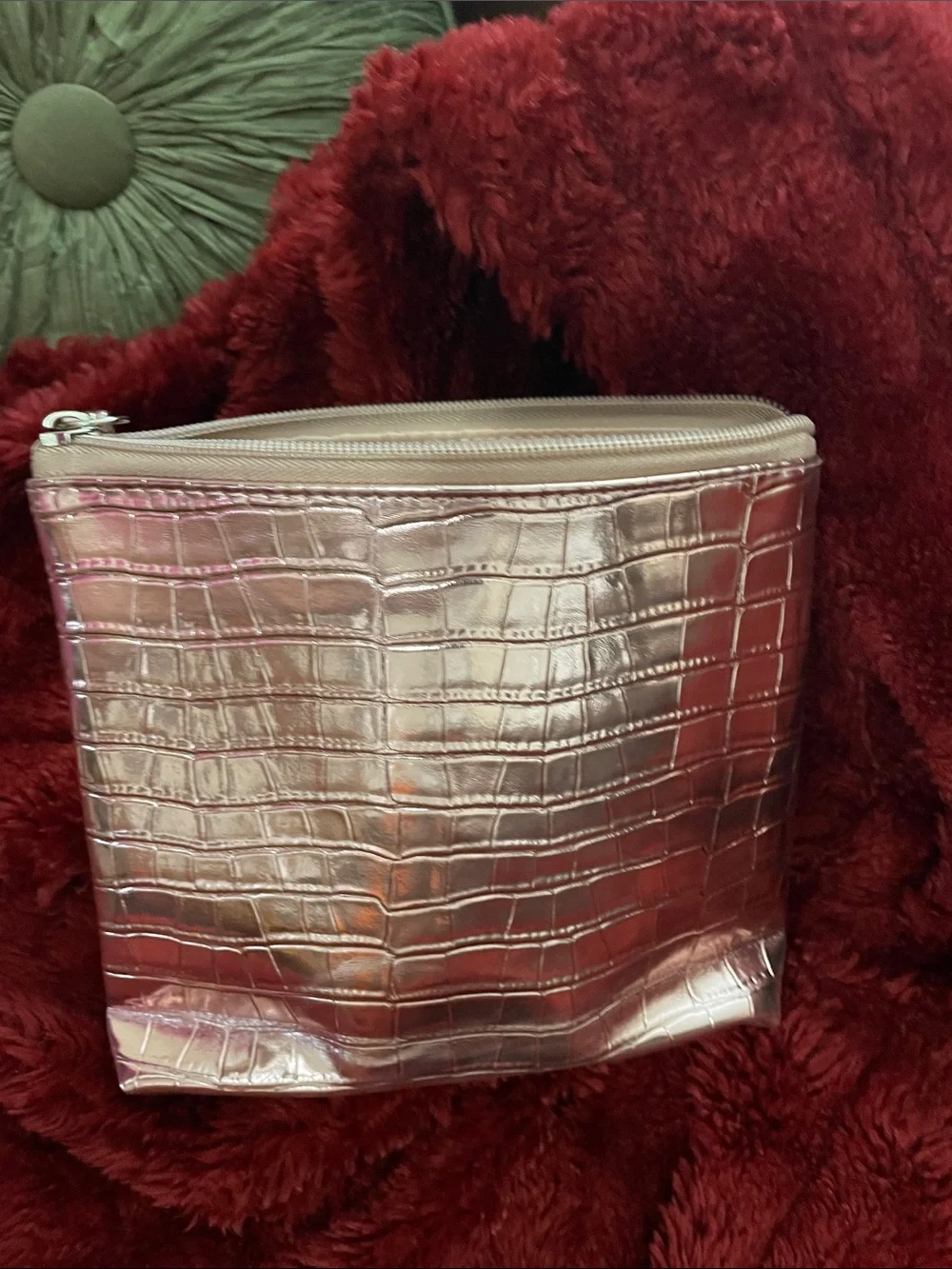 Jimmy Choo snag cosmetic