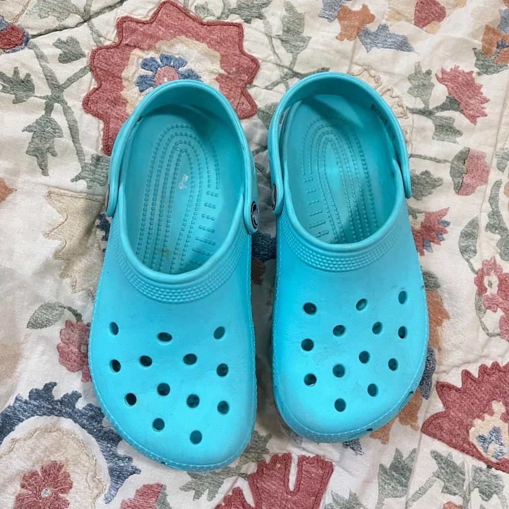 CROCS good used