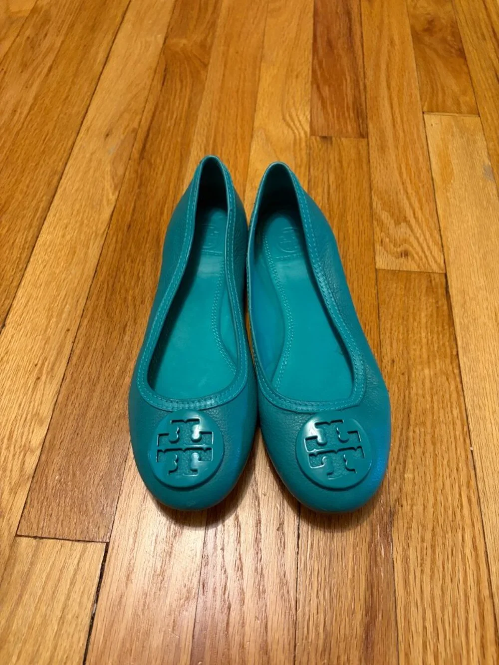 Tory Burch color new tory