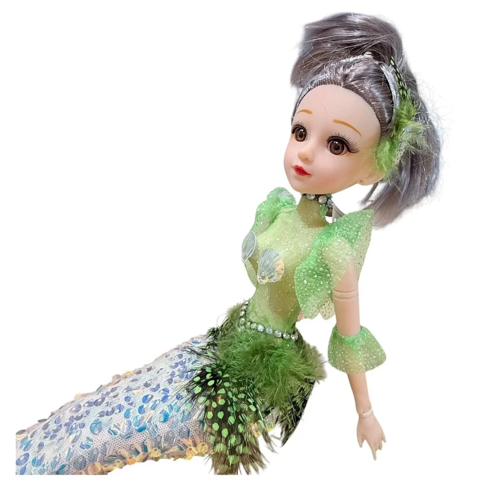 December Diamonds measurements doll