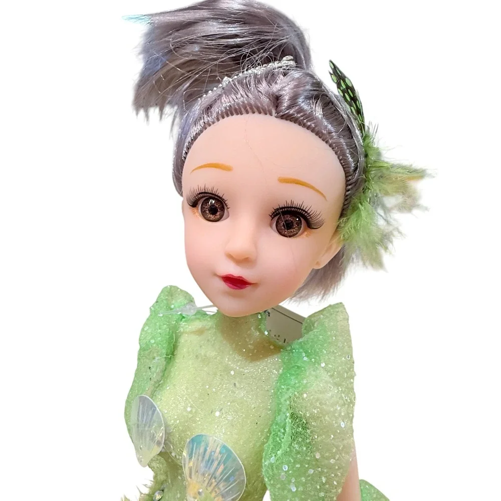 December Diamonds measurements doll