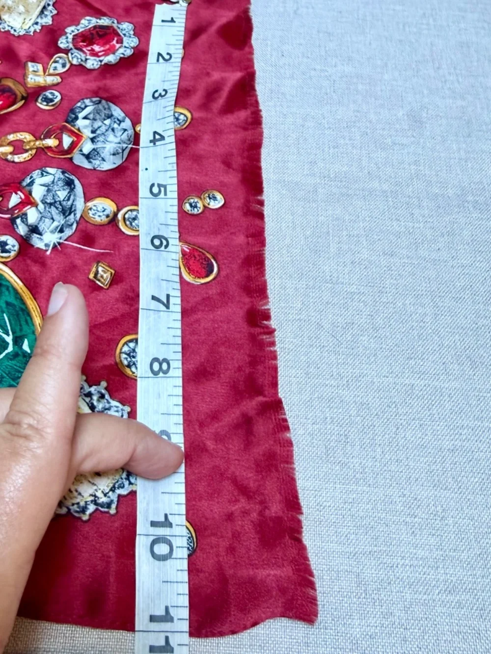 Oscar de la Renta this scarf