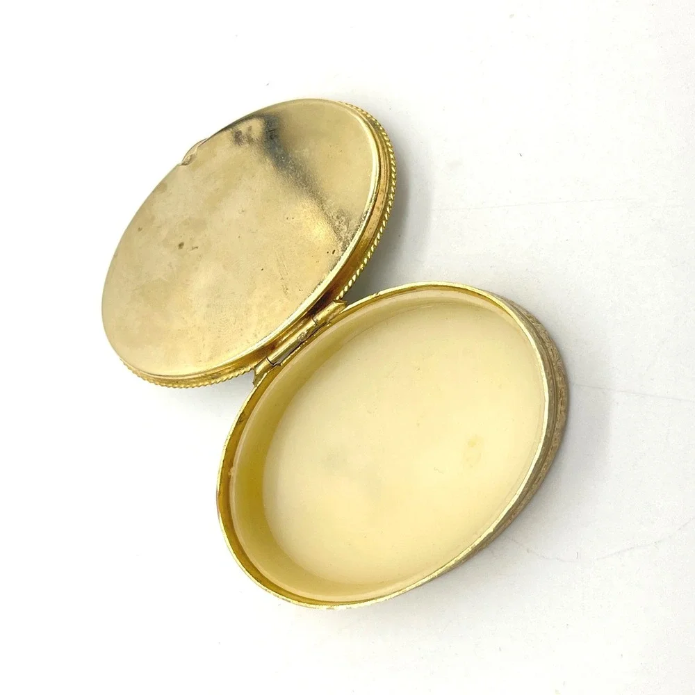 N/A vintage oval