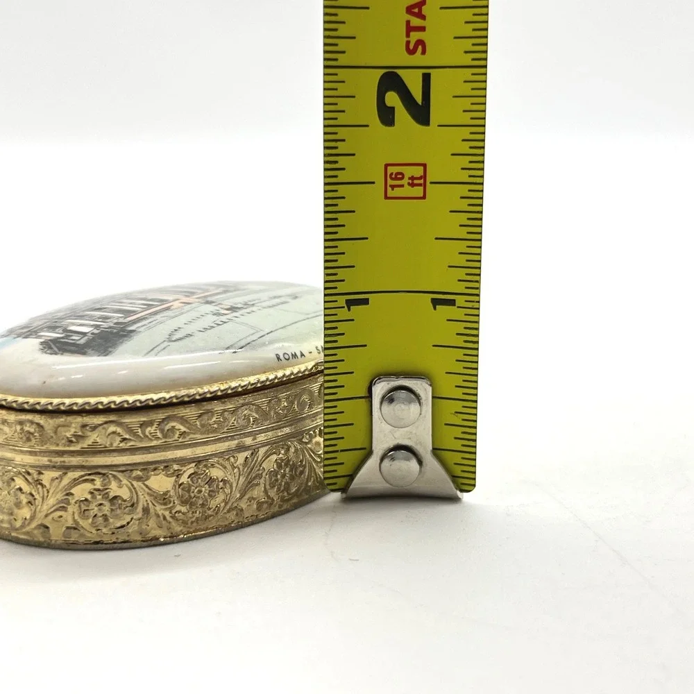 N/A vintage oval